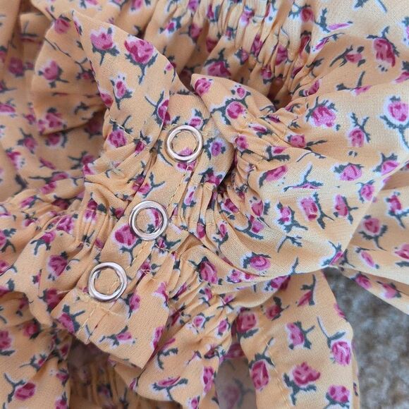 Bailey’s Blossoms Set Of 2 Rompers Size 9-12 Months - Picture 11 of 11